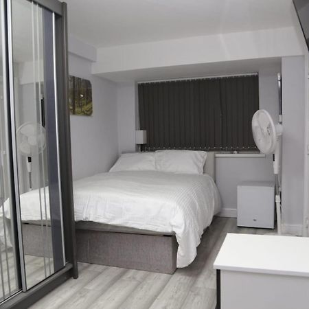 A A Guest Rooms Nightingale Chalet Londra Dış mekan fotoğraf